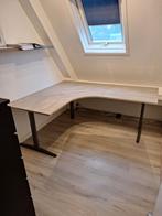 Ahrend hoekbureau, Huis en Inrichting, Bureaus, Ophalen, Zo goed als nieuw, Bureau