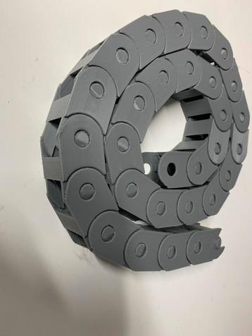 Cable chain 1 meter. 25mmx25mm inner size. beschikbaar voor biedingen