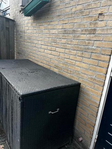 Kussenbox - kussenopberg box op Wieltjes - Regenbestendig beschikbaar voor biedingen