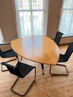 Design tafel (Frans Schrofer)  + 4 design stoelen (Tecta), Ophalen, Zo goed als nieuw, Design modern hout, 4 tot 6 stoelen