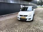 Suzuki Swift Shogun 1.3 . Airco . Parelmoer wit metallic., Auto's, Voorwielaandrijving, Stof, 400 kg, Origineel Nederlands