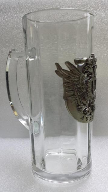 Hoge BIERPUL ~ Geribd GLAS met EMBLEEM Keizerrijk AUSTRIA beschikbaar voor biedingen