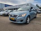 Volkswagen Routan 3.8 V6, Auto's, Euro 5, Gebruikt, 700 kg, Blauw