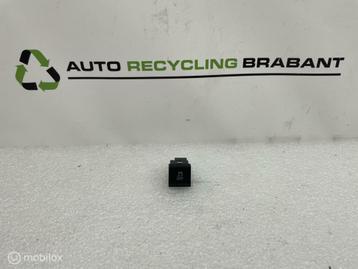 ESP schakelaar origineel Audi Q3 8U ('11-'18) 8V0927134 beschikbaar voor biedingen
