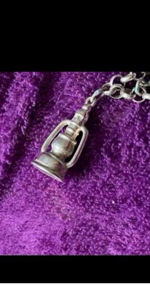 Zilveren bedel hanger antieke stormlamp voor bedelarmband, Sieraden, Tassen en Uiterlijk, Bedels, Zo goed als nieuw, Overige merken