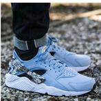 Nike air huarache run aluminium, Kleding | Dames, Schoenen, Blauw, Nike, Ophalen of Verzenden, Sneakers of Gympen