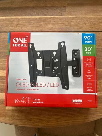 TV Beugel - One For All SOLID beschikbaar voor biedingen