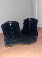 ugg boots | suede | black, Kleding | Dames, Schoenen, Wandelschoenen, Zo goed als nieuw, Ugg, Zwart