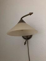 Wandlamp met glazen kap, Huis en Inrichting, Lampen | Wandlampen, Ophalen, Gebruikt, Glas
