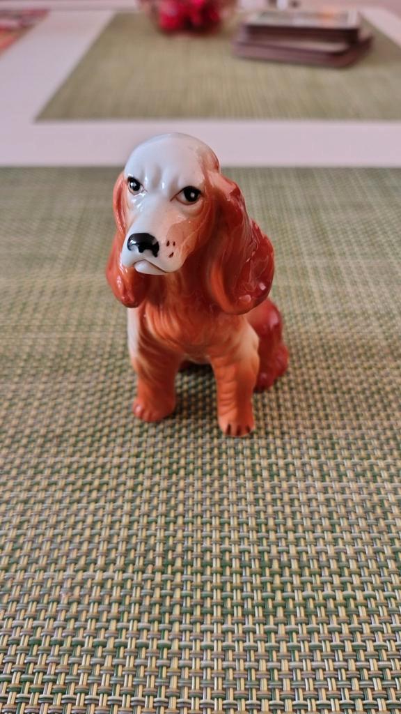 Mooi vintage beeldje Cocker Spaniel hondje, Verzamelen, Spaarpotten, Zo goed als nieuw, Dier, Steen, Aardewerk of Keramiek, Ophalen of Verzenden