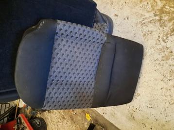 voorstoelen en achterbank seat leon 1m bj2000 beschikbaar voor biedingen