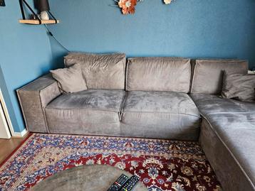 Grijze hoekbank breed 3.10  beschikbaar voor biedingen