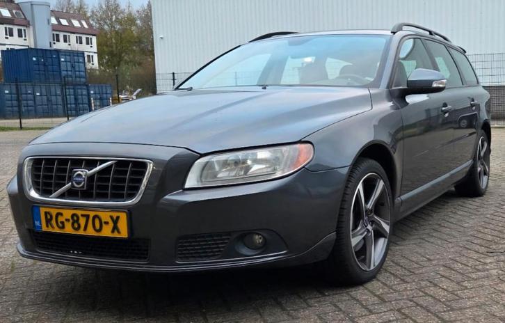 Volvo V70 2.4 D 120KW 2008 Grijs, Auto's, Volvo, Particulier, V70, ABS, Airbags, Airconditioning, Boordcomputer, Centrale vergrendeling