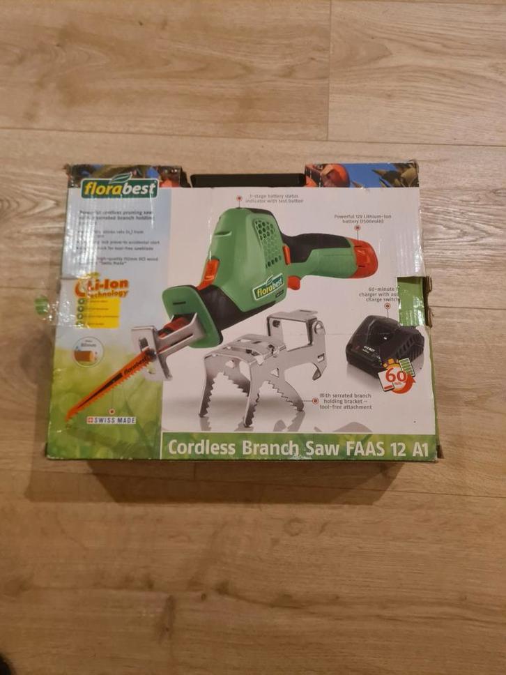 Florabest Accu Takkenzaag + Oplader, Tuin en Terras, Handzagen, Ophalen of Verzenden