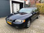 Volvo V70 2.4 170PK Automaat 2006 | Youngtimer| 2e generatie, Auto's, 1800 kg, Blauw, 1498 kg, Stationwagon
