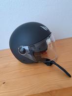MT helmets scooter helm, Fietsen en Brommers, Brommerhelmen, Ophalen of Verzenden, Zo goed als nieuw