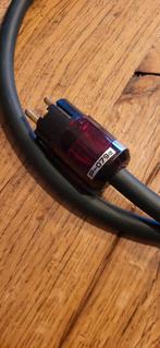 Furutech Alpha power afgewerkt met Oyaide p079, Ophalen of Verzenden, Zo goed als nieuw, Minder dan 2 meter, Overige kabels