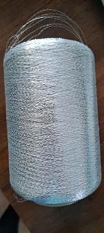 Cone Lurex Garen Zilver, Hobby en Vrije tijd, Ophalen of Verzenden, Nieuw, Garen of Naald(en)
