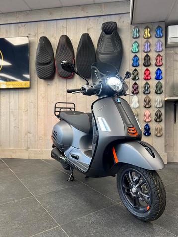 VESPA GTS 300 SUPER SPORT E5 2024 MATGRIJS SUPER-DEAL! 