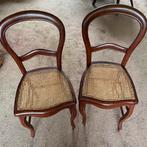 Twee vintage stoeltjes met rotan zitting, Ophalen