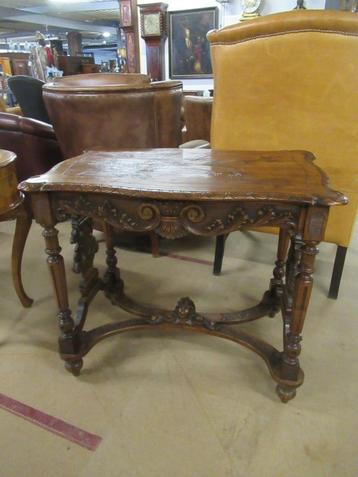 Oer 11357 ANTIEK 19e eeuws mooi snijwerk tafeltje beschikbaar voor biedingen