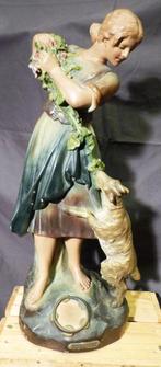 Gipsen beeld van meisje Esmeralda met geit naar Victor Hugo., Antiek en Kunst, Kunst | Beelden en Houtsnijwerken, Ophalen