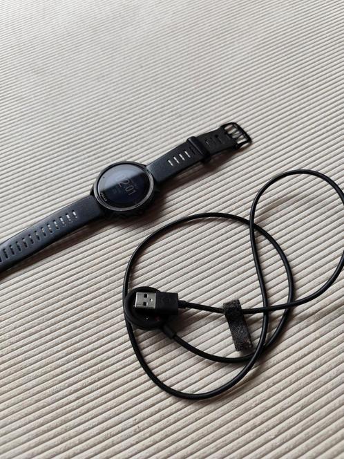 Polar Grit X met zwarte band en oplaadkabel, Sieraden, Tassen en Uiterlijk, Sporthorloges, Gebruikt, Android, Zwart, Waterdicht