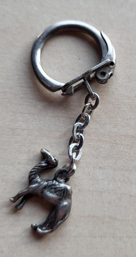 Kameel sleutelhanger, Verzamelen, Sleutelhangers, Nieuw, Verzenden