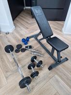 Fitnessmaterialen (bankje, halterstangen en schijven, EZ bar, Sport en Fitness, Fitnessmaterialen, Ophalen, Gebruikt, Benen, Overige typen