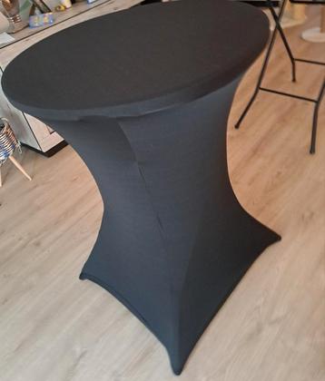 Statafels te huur! inclusief hoes in kleur naar keuze beschikbaar voor biedingen