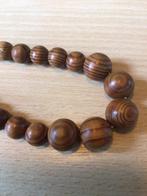 Vintage houten dames of heren ketting., Ophalen of Verzenden, Zo goed als nieuw, Bruin, Overige materialen