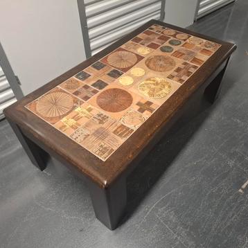 TUE POULSEN Vintage & Design; tafel salontafel beschikbaar voor biedingen