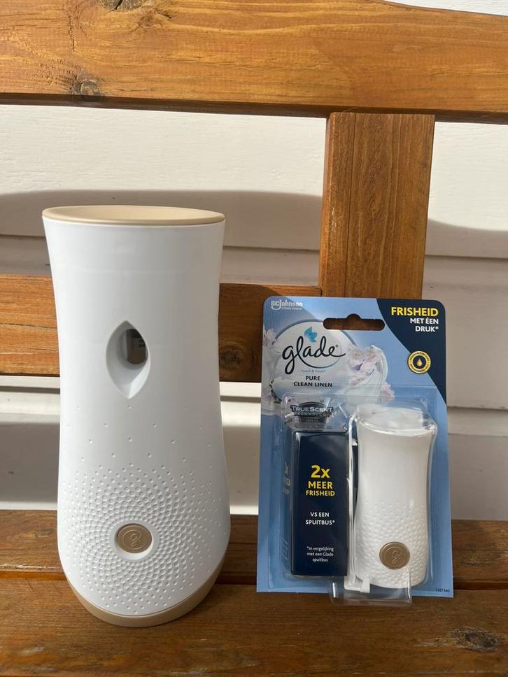 Glade luchtverfrisser houder / dispenser pure linen, Huis en Inrichting, Schoonmaakartikelen, Ophalen of Verzenden