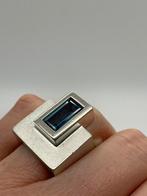 B733 Prachtige massief zilveren ring aquamarijn maat 17,5, Ophalen of Verzenden, X, Dame, Zilver