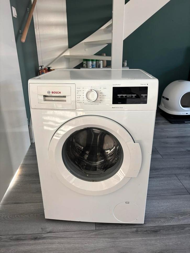 Bosch Serie 6 Wasmachine - Defect E18 gratis ophalen, Witgoed en Apparatuur, Wasmachines, Niet werkend, Voorlader, 6 tot 8 kg