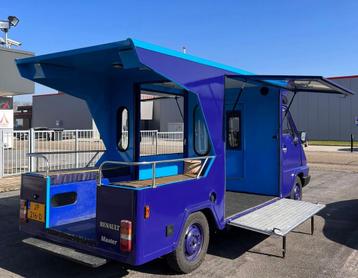 Foodtruck Oldtimer 1983 renault verkoopwagen / ijswagen /m beschikbaar voor biedingen
