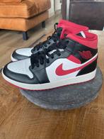 Air Jordan 1 Mid - Rood, Zwart, Ophalen, Zo goed als nieuw