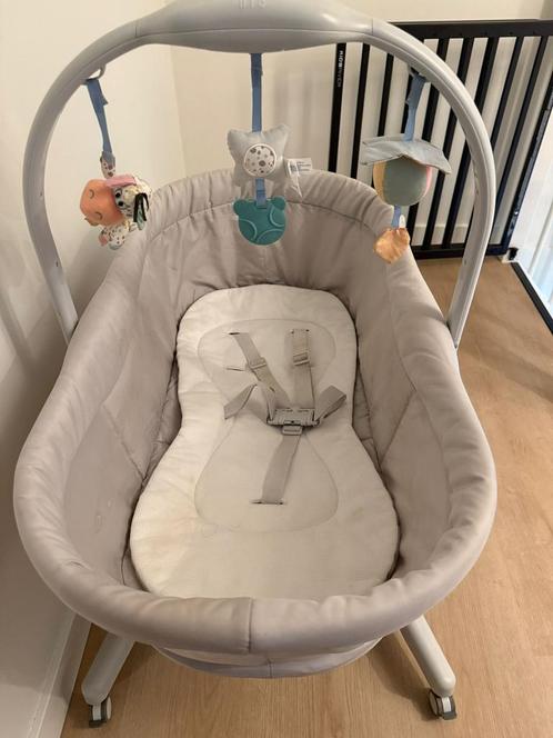 Chicco BABY HUG 4 in 1 Wieg, Kinderen en Baby's, Babywiegjes en Ledikanten, Zo goed als nieuw, Wieg, Ophalen