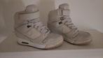 Nike air revolution sky high maat 38, Kleding | Dames, Schoenen, Beige, Nike, Ophalen of Verzenden, Sneakers of Gympen