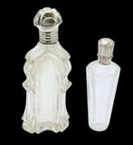 Antiek Zilver & Kristal Parfumflesjes
Hollandse Zilverkeur, Antiek en Kunst, Antiek | Goud en Zilver, Verzenden, Zilver