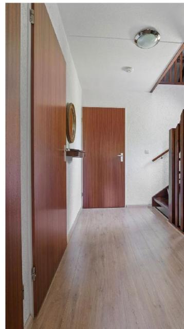 Binnendeuren  beschikbaar voor biedingen