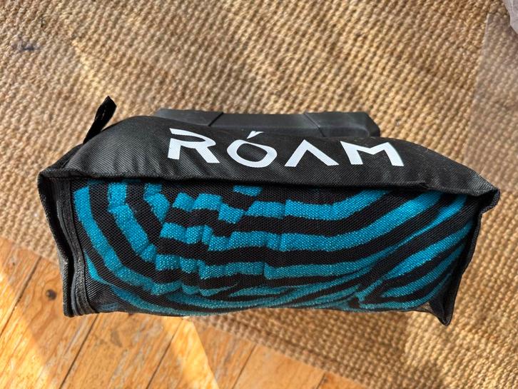Roam Longboard Boardsock 9'5, Watersport en Boten, Golfsurfen, Nieuw, Longboard, Met draagtas, Ophalen of Verzenden