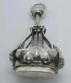 Zilveren  chatellaine  signet, Ophalen of Verzenden, Zilver