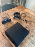PlayStation 4 met twee controllers, lader & oplaadstation, Spelcomputers en Games, Spelcomputers | Sony PlayStation 4, Ophalen
