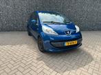Peugeot 2008 Blauw, Auto's, Peugeot, Voorwielaandrijving, Stof, Metallic lak, 68 pk