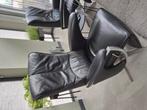 2 zwart leren relax fauteuils met rvs frame., Huis en Inrichting, Fauteuils, Ophalen, Zo goed als nieuw, Modern, 50 tot 75 cm