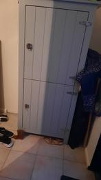 Kast, Ophalen, 50 tot 100 cm, 150 tot 200 cm, 50 tot 75 cm