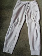 Nike Tech fleece broek, Maat 48/50 (M), Nike, Ophalen of Verzenden, Grijs