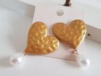 Zara Oorbellen Hart en Parel, Sieraden, Tassen en Uiterlijk, Oorbellen, Overige materialen, Verzenden, Nieuw, Knopjes of Stekers