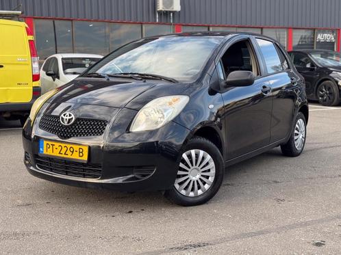 Toyota Yaris 1.0 VVTi + / NWE APK /, Auto's, Toyota, Bedrijf, Te koop, Yaris, ABS, Airbags, Boordcomputer, Centrale vergrendeling